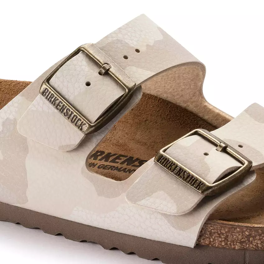 Birkenstock Women's Arizona Birko-Flor (Desert Soil Camo Sand)