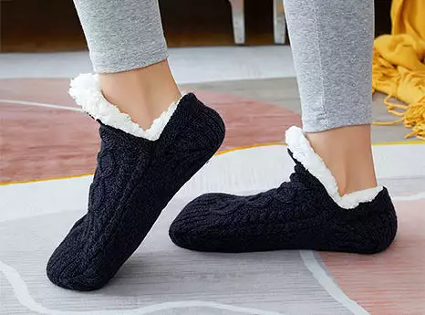 FitVille Fluffy Cozy Non-slip Slipper Socks (Unisex)