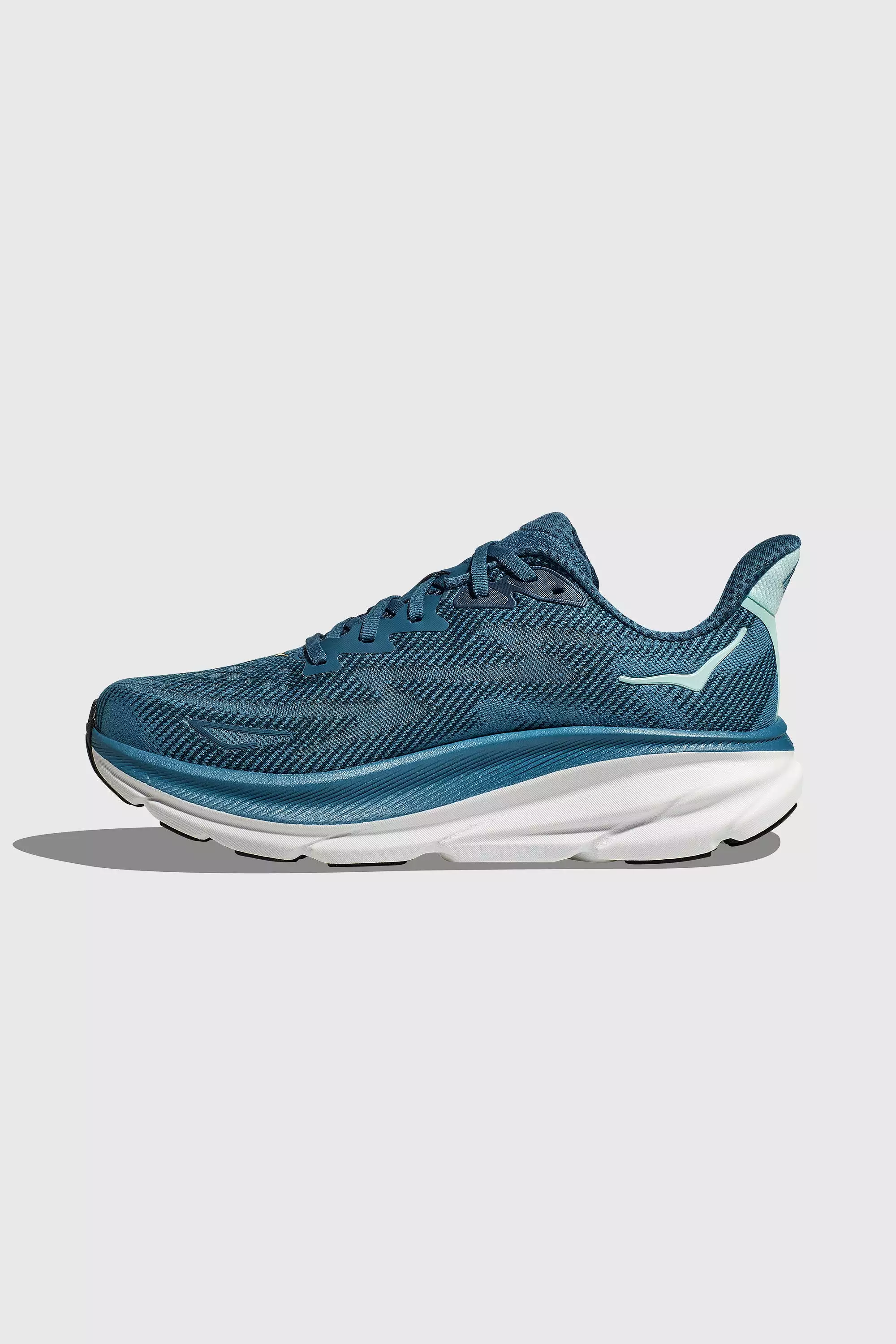 Hoka Men's Clifton 9 Sneaker in Midnight Ocean/Bluesteel