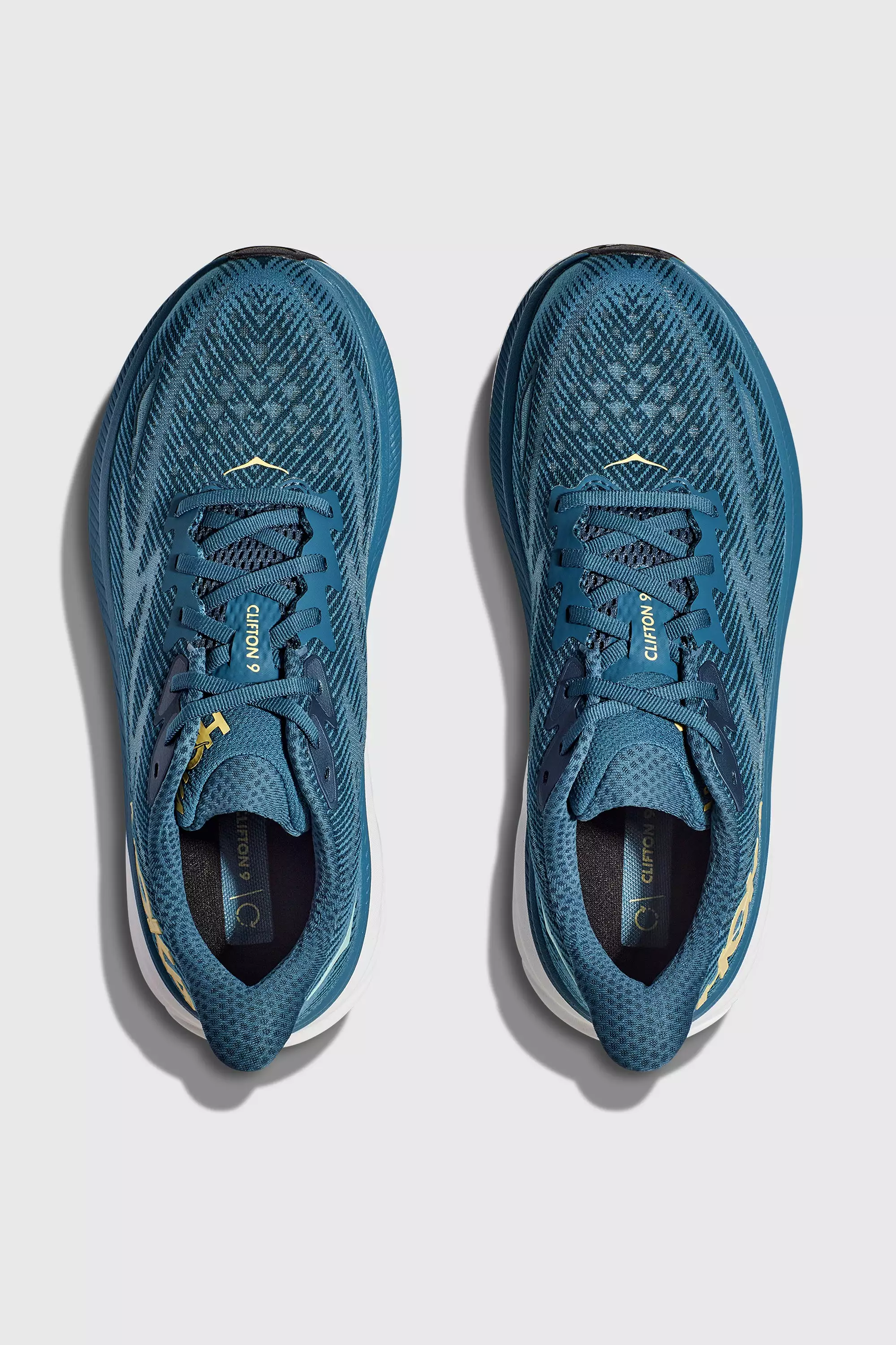 Hoka Men's Clifton 9 Sneaker in Midnight Ocean/Bluesteel