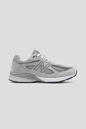 New Balance Men's Made in USA 990v4 Core Sneaker in Grey with Silver