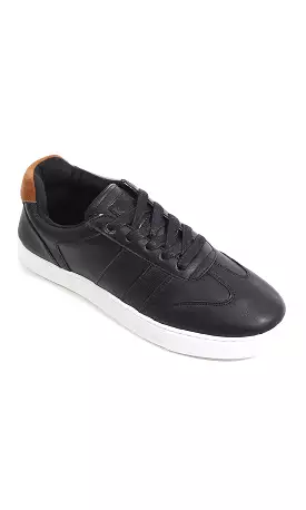 O179391 Men Footwear